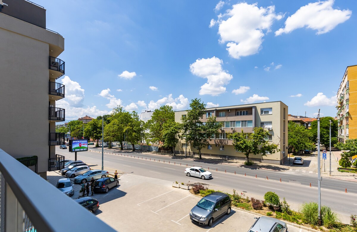 1-Bedroom Retreat near Plovdiv's Historic Old Town