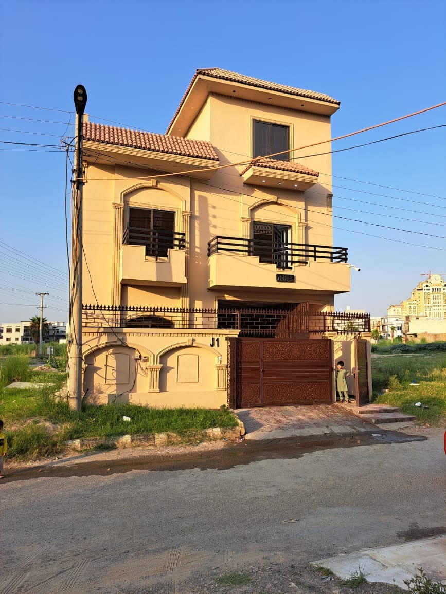 Fully Furnished Luxury House- Taxila New City Wah.