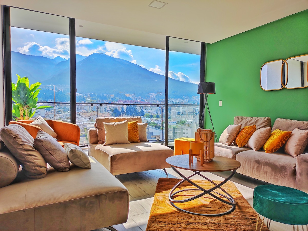 18 Floor Suite most amazing view in Quito Carolina
