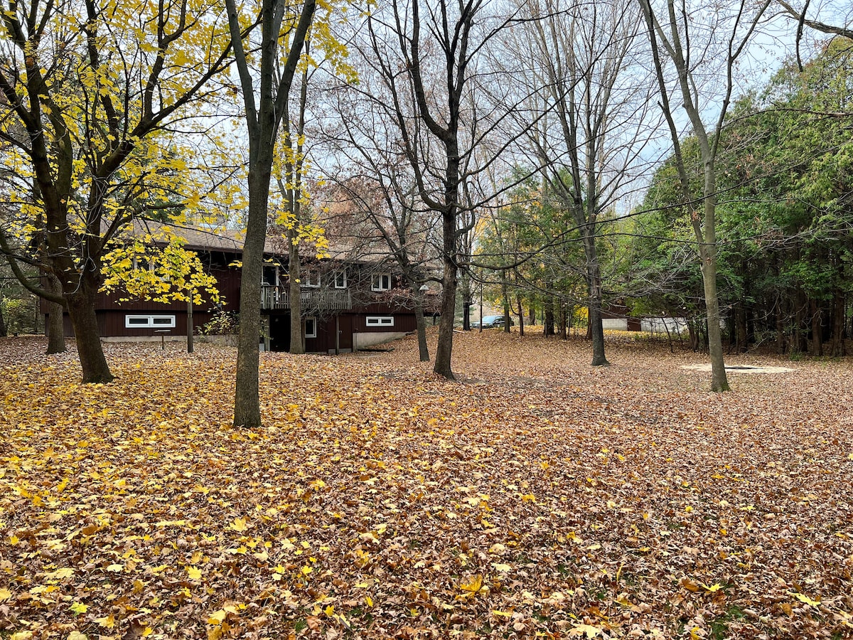 House in Sandy Knoll County Park