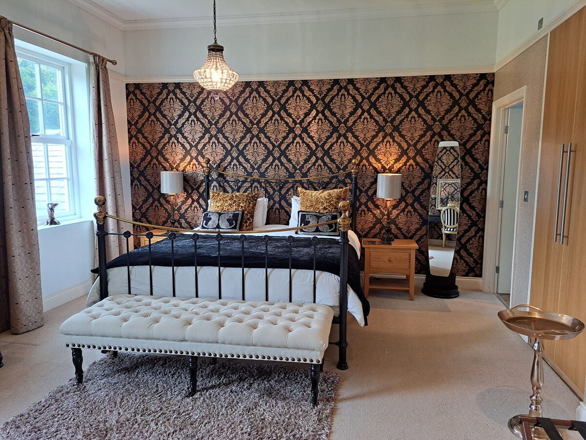 Glangwili Mansion - Luxury B&B