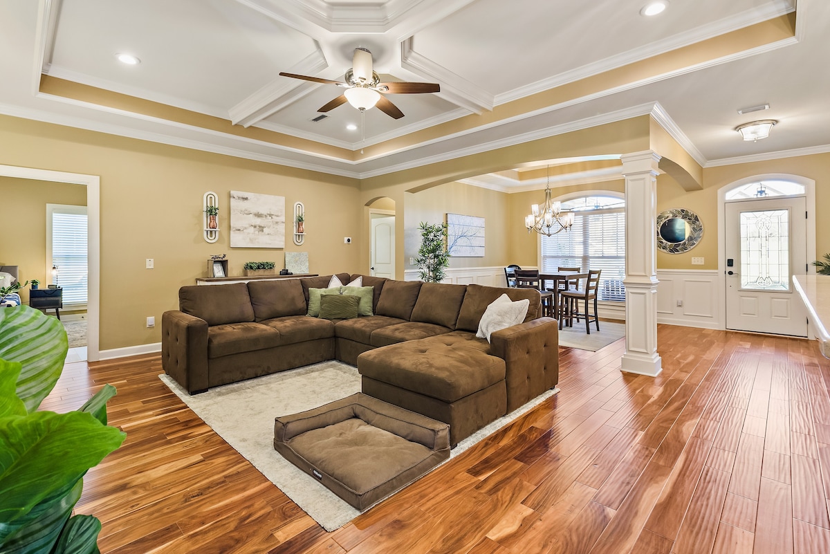 Relax at the Ridge | 4BR/3BA