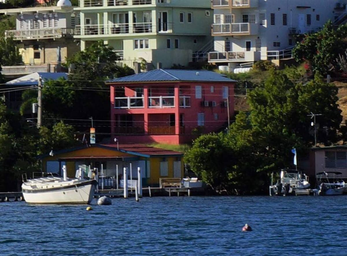 Casa Rosado Culebra Oceanview Top floor