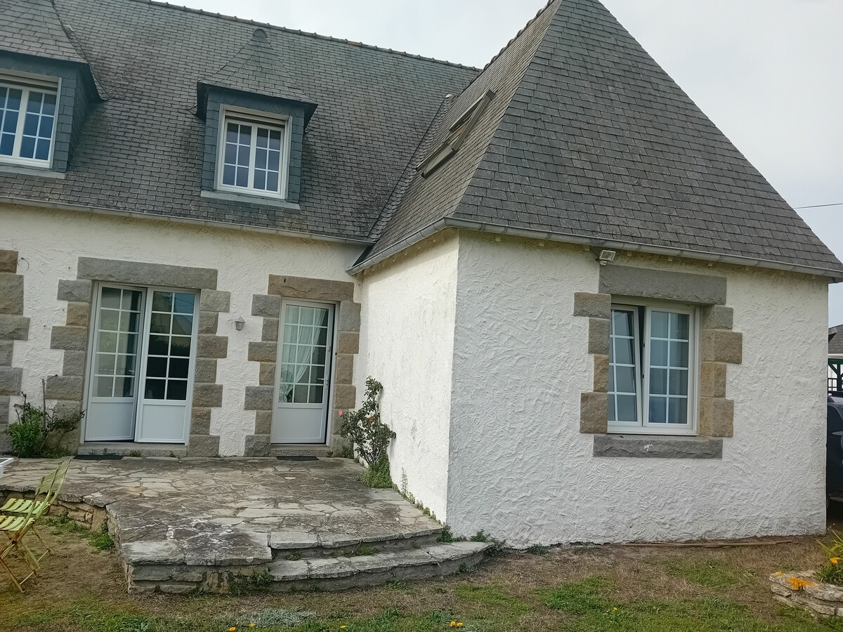 Maison de la presqu'île de Péraridy