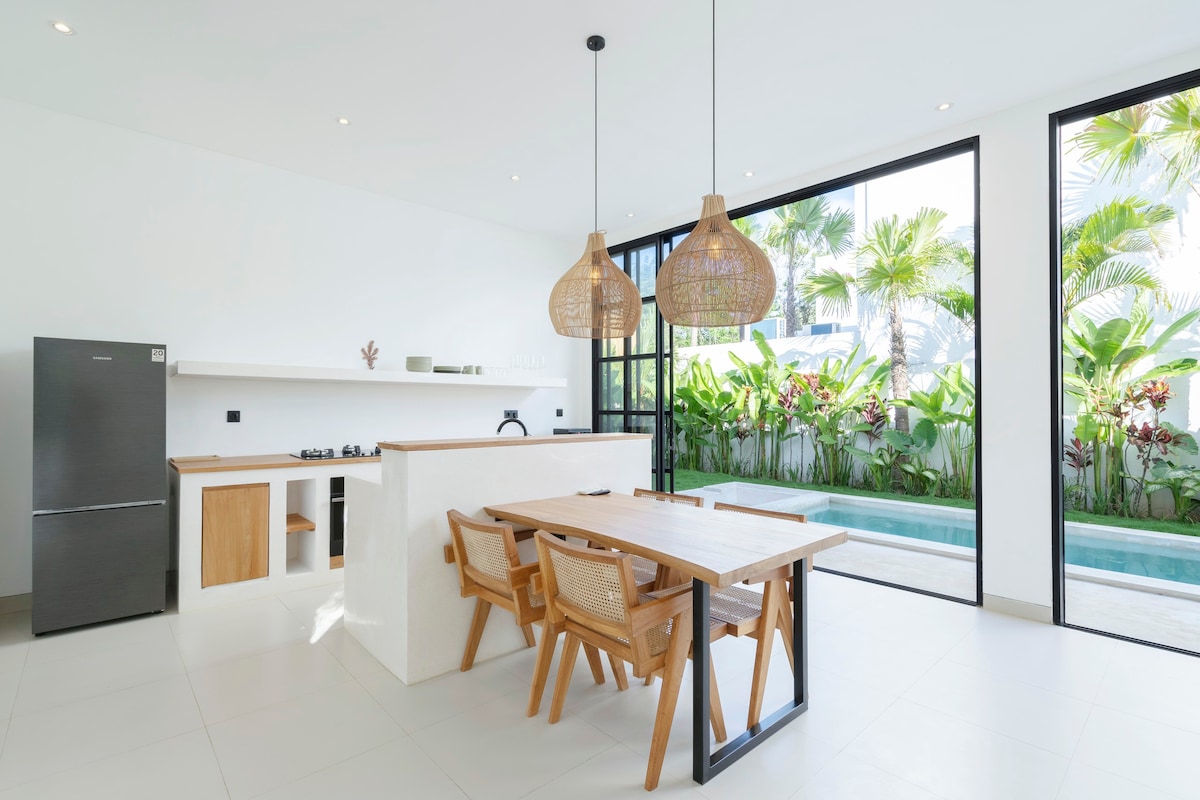 Modern 2BR Villa near Bingin Beach, Uluwatu