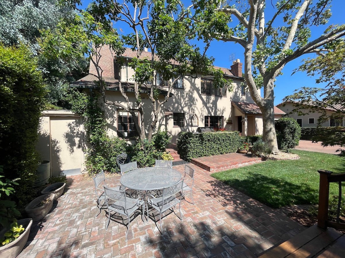 Timeless Tudor w/ Game Room, Pool Table & Hot Tub