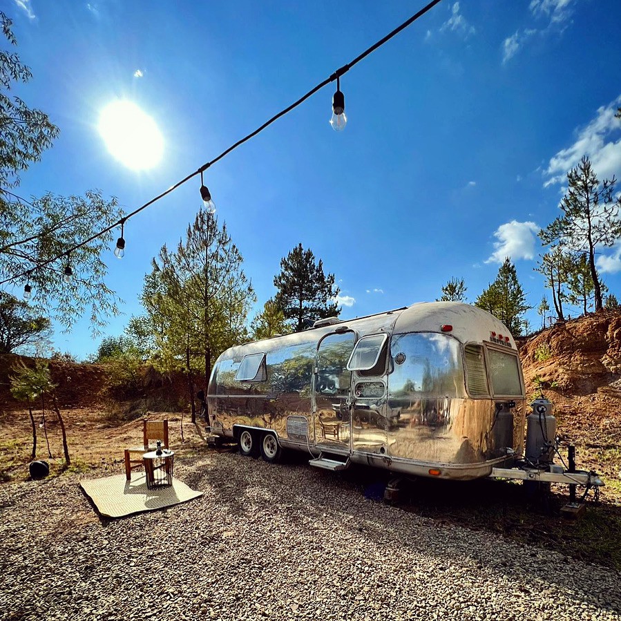 Camper Woods - Airstream  junto a lago privado