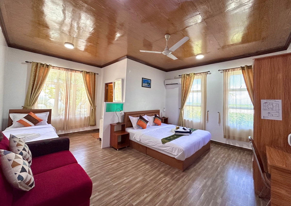 Fulidhoo Standard Double Room