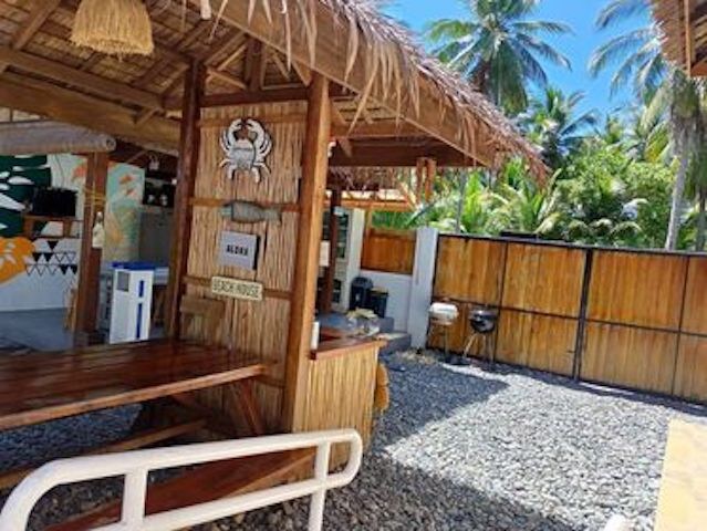 Aloha Beach House Mati