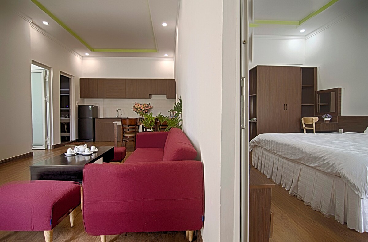 Deluxe Two Bedroom Apartment at Hoa May Hotel