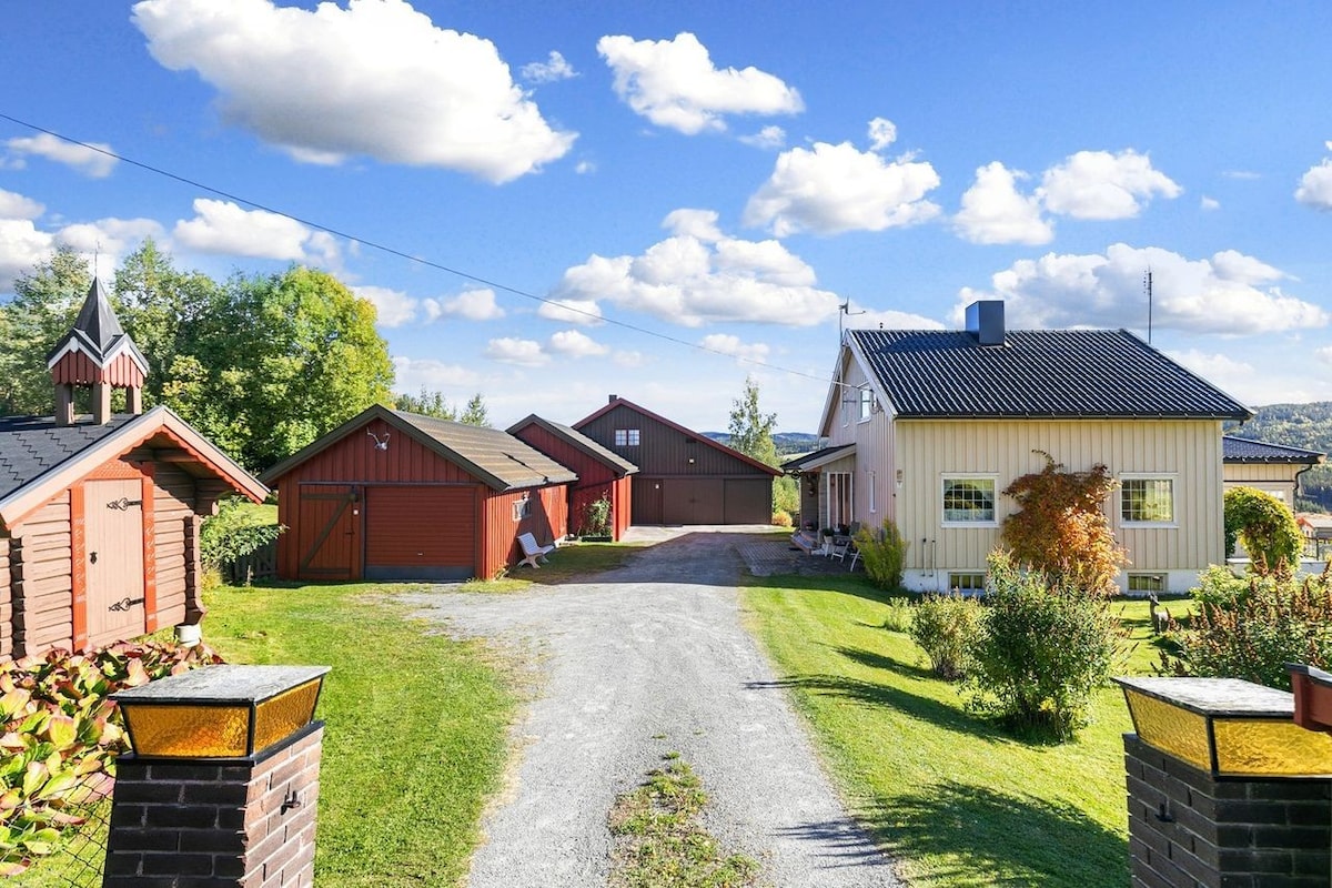 Maison à la campagne avec grand jardin et un chat