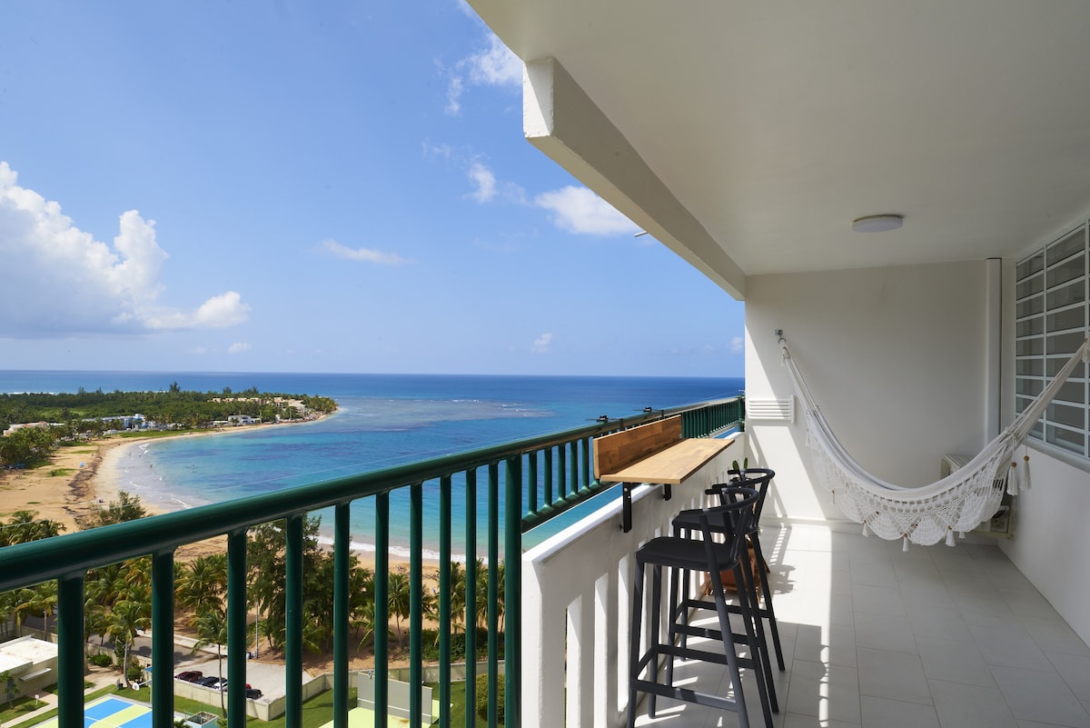 Beachfront Retreat in Paradise with Pool