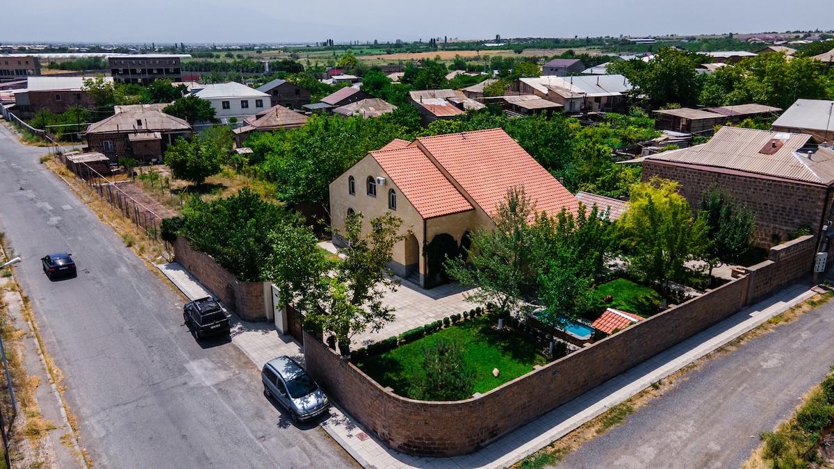 Villa Musaler+5BD +2BTH, Yerevan