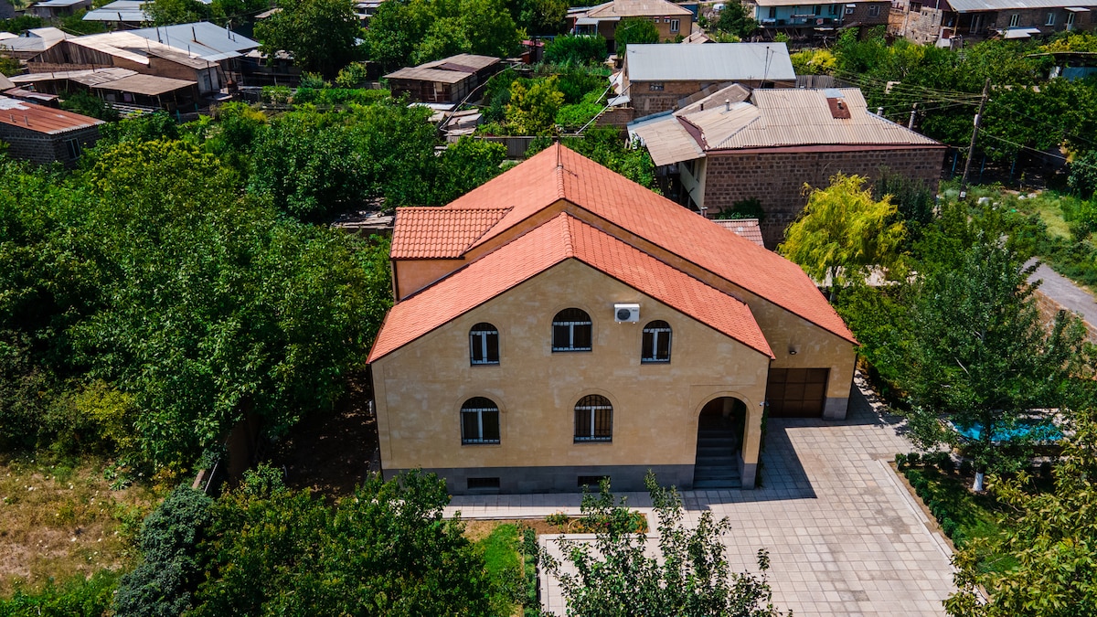 Villa Musaler+5BD +2BTH, Yerevan