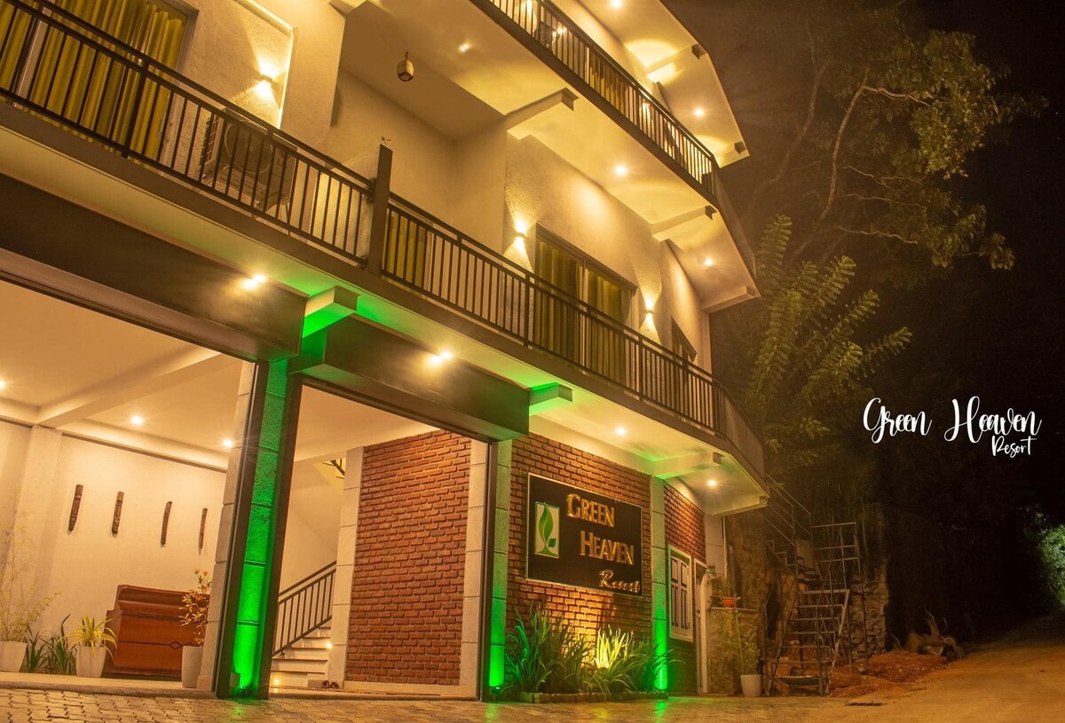 Green Heaven Resort - Double Room with Balcony