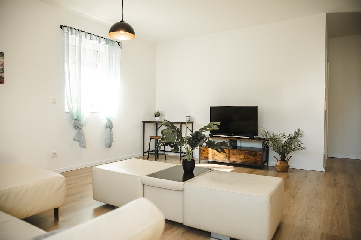 Shine Apartment Wackersdorf I