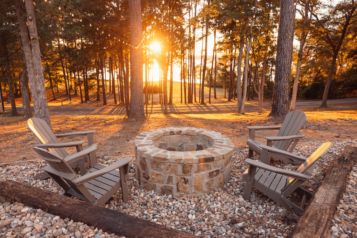 Sunnyside Cabin - Double Master Ensuites Lakefront