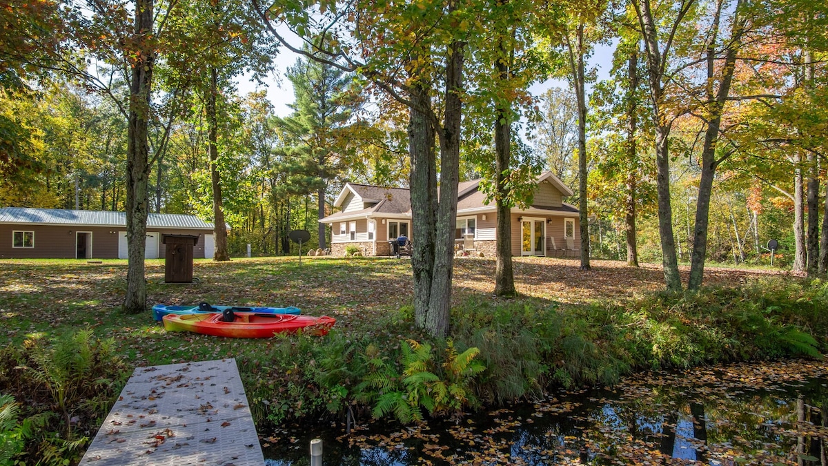 Hidden Haven on Lake Holcombe