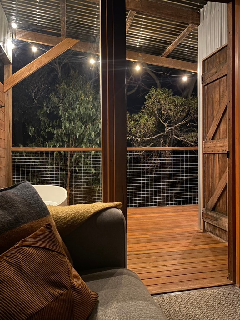 Mountain cabin with outdoor bath