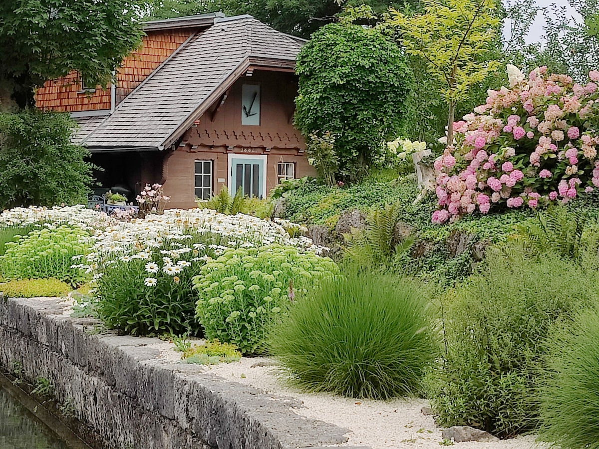 Wohnen im Bootshaus ( Villa Schrötter ) am See