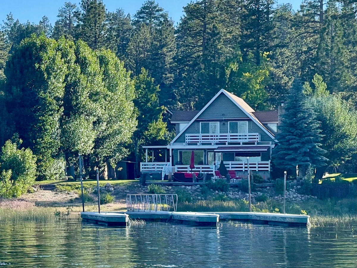 Lakefront, Spa, King Beds, Grill, Near Ski Resorts