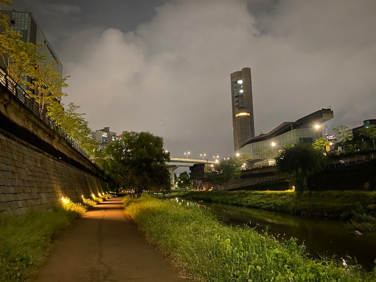 设计师之家我只想知道•乘坐地铁30秒即可抵达东大门城市景观高层公寓