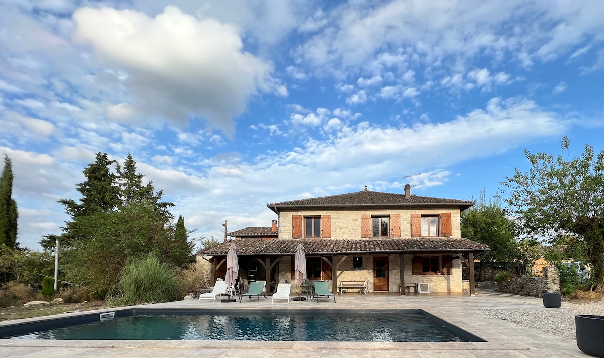 Maison de caractère avec piscine 1h de Toulouse