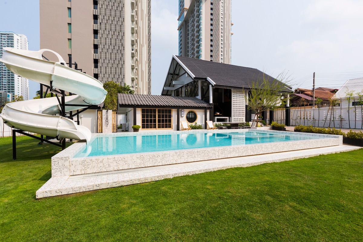 5BR Saga Villa ~ 200m from Wong Amat Beach Pattaya