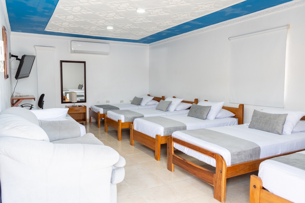 Hotel Corozal Plaza - Multiple