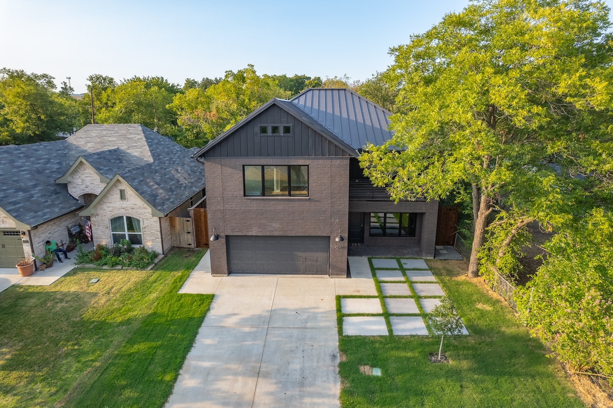 The Black Brick Modern TCU house