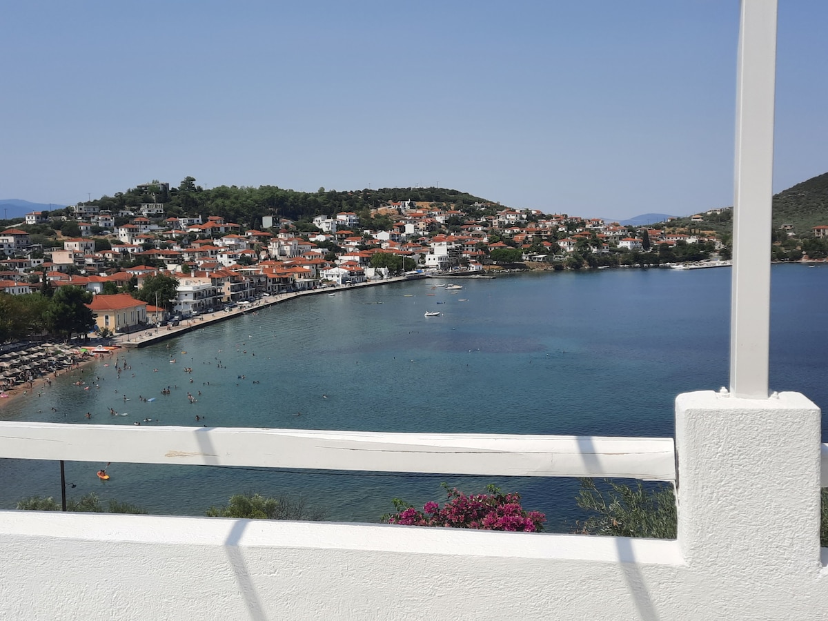 House next to the beach, with stunning view