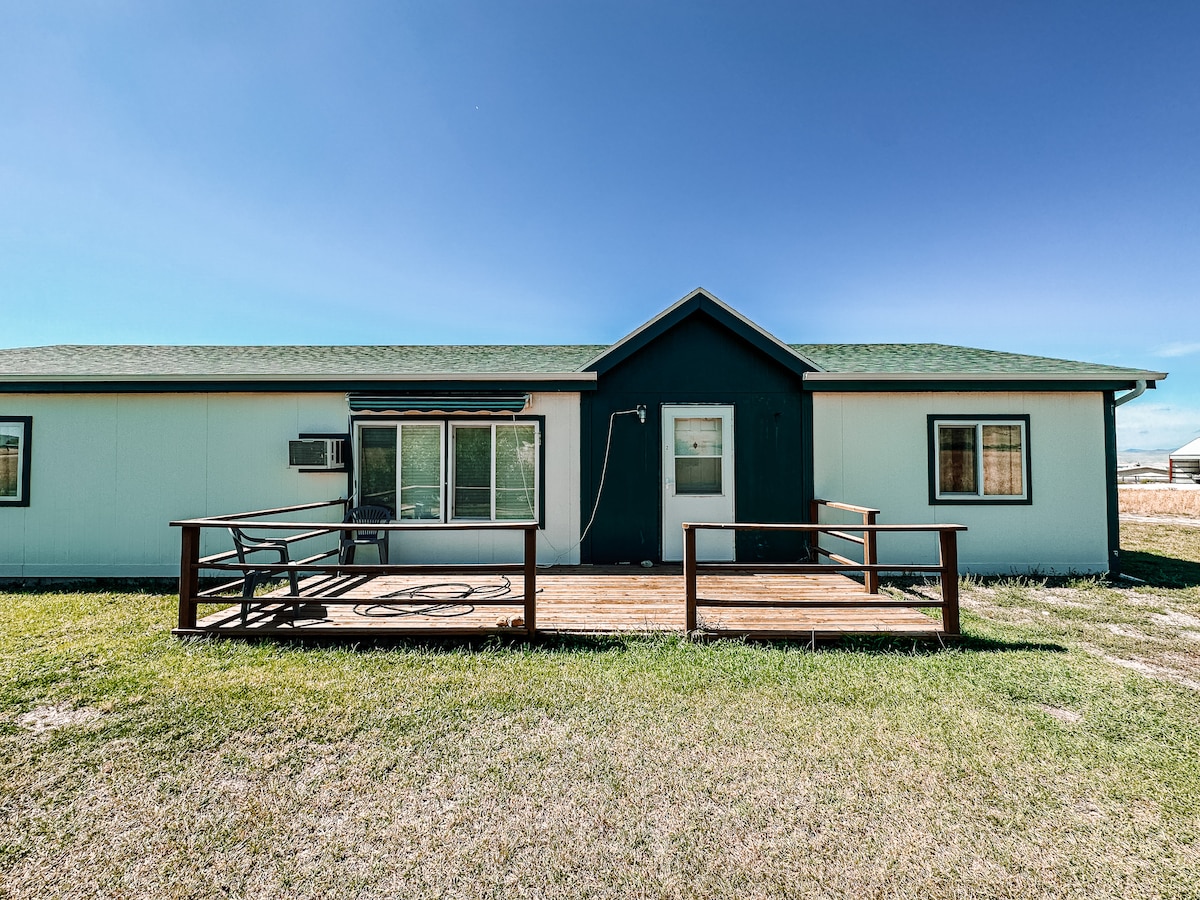 Family Home in the Ruby Valley!