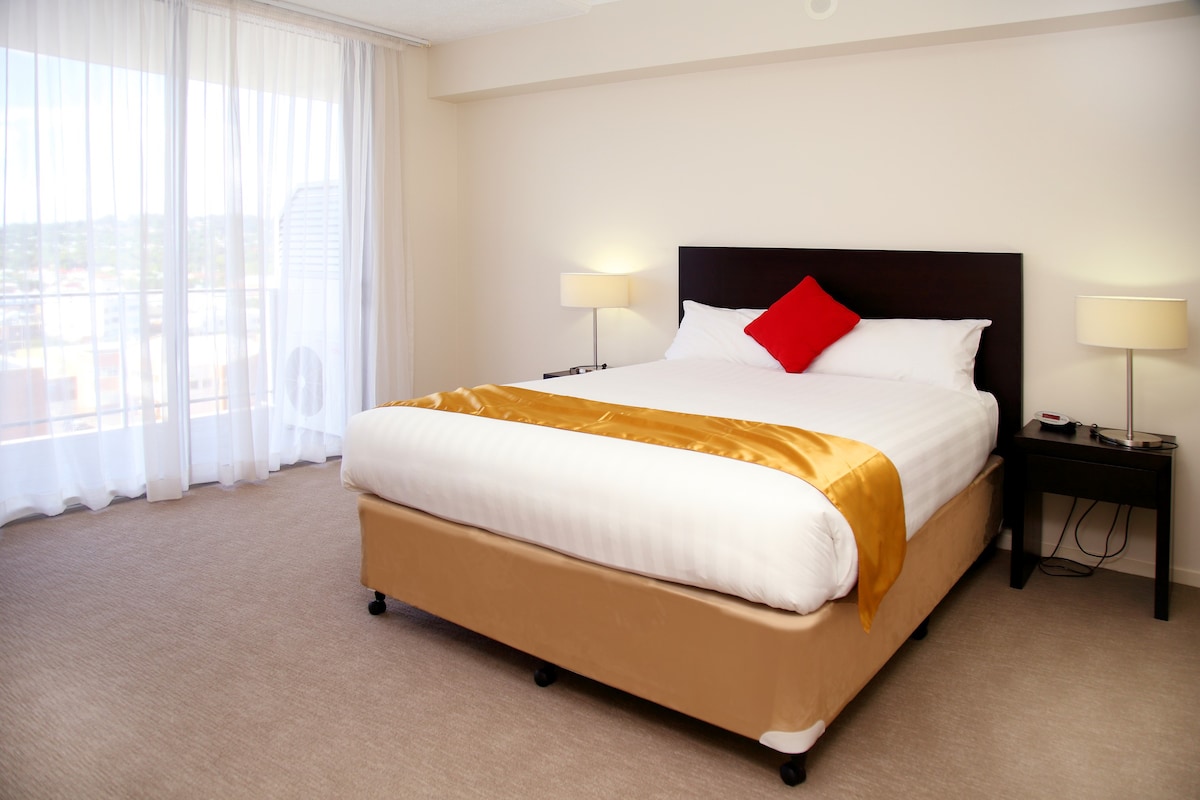 Cairns Central Plaza Hotel One Bedroom Apartment