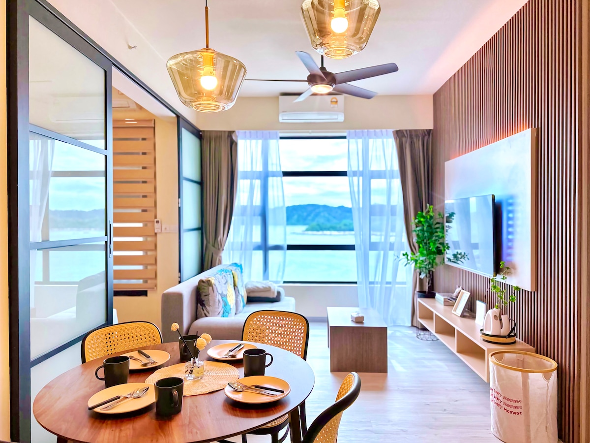 #12 Jesselton Quay City Pads Seaview by Zeluxo