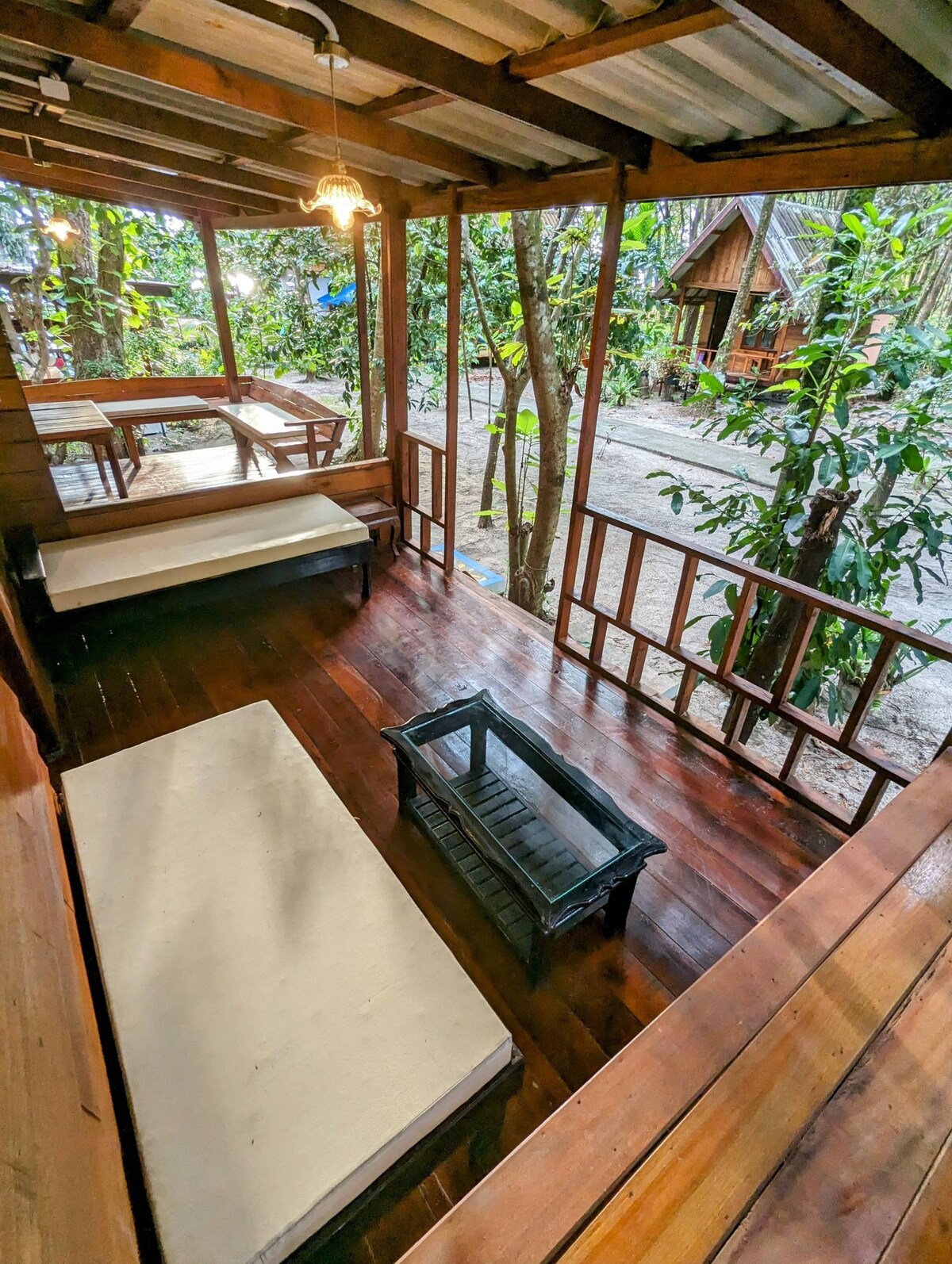 Family 2 Bedroom Ensuite Traditional Thai Home