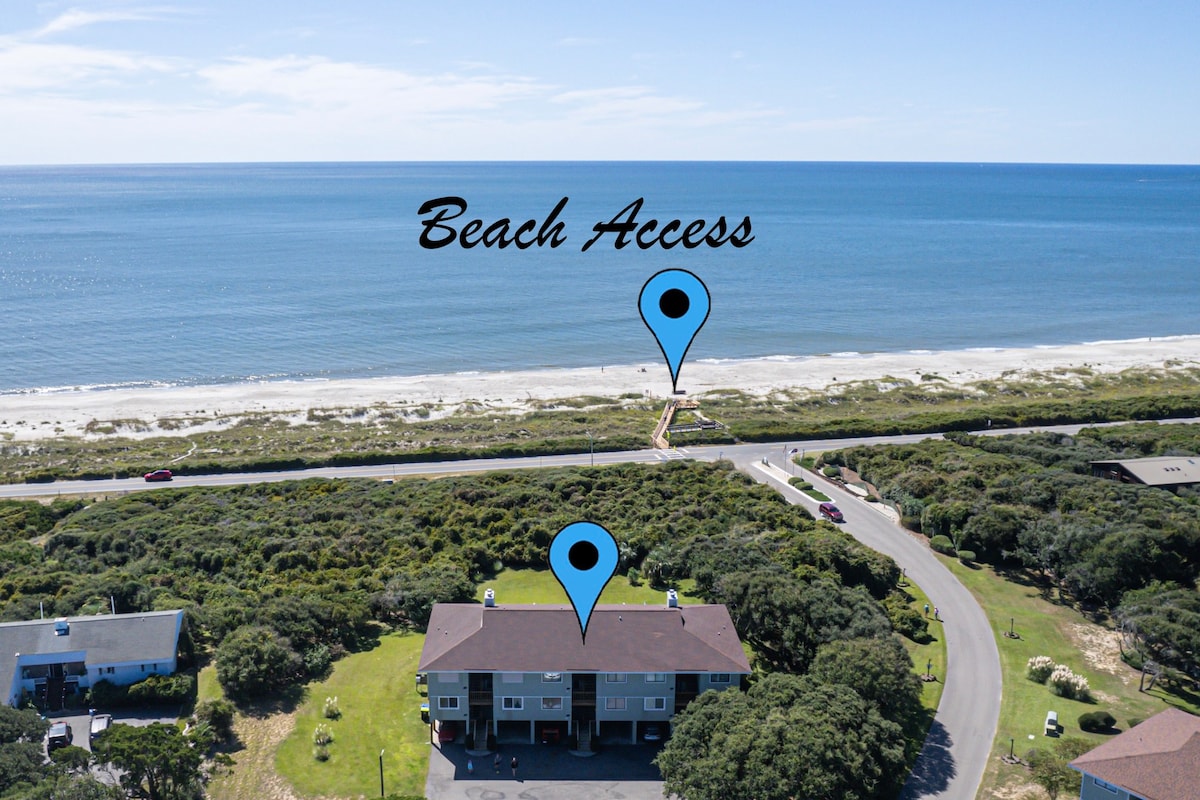 Oceanfront Escape: Spring Discounts Available Now!