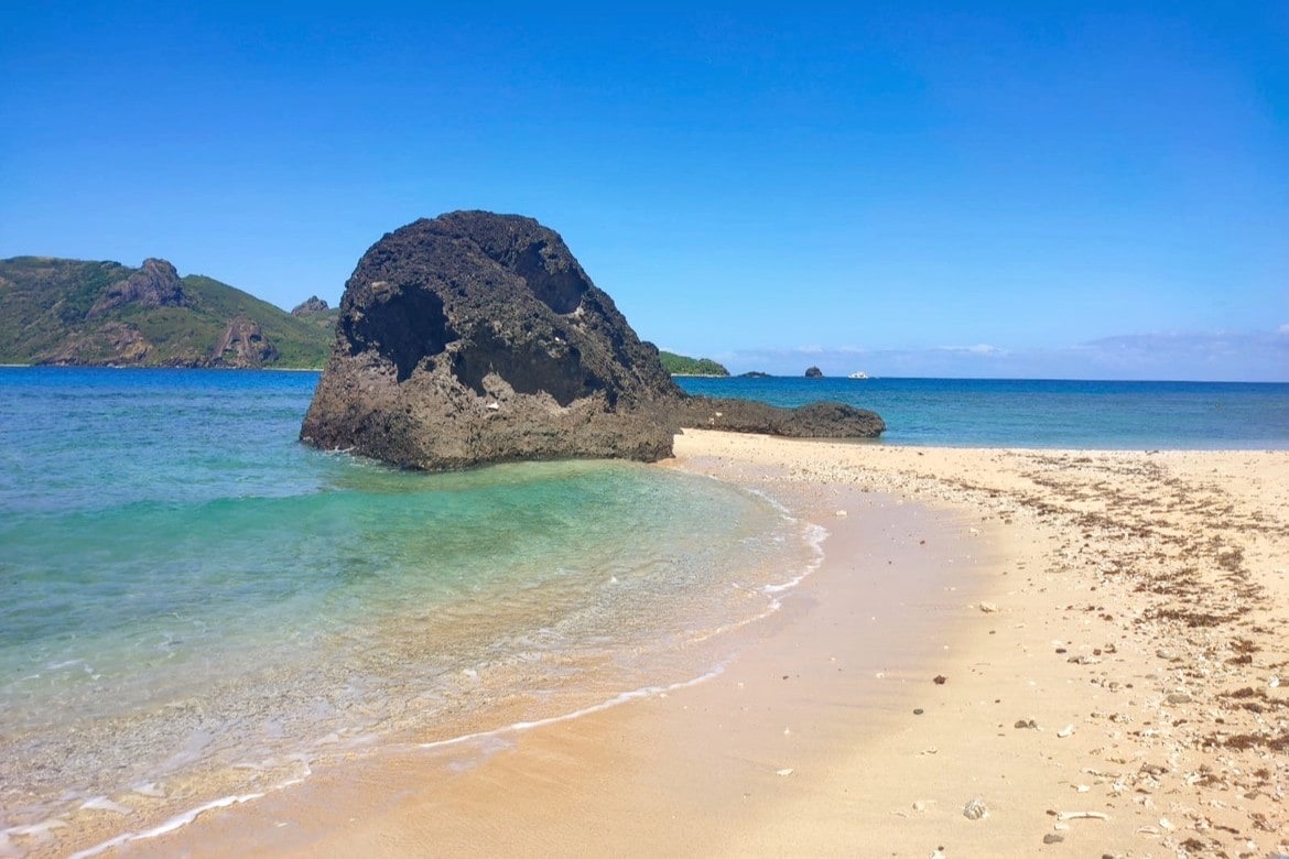 Private Room on the Beach - Homestay Experience