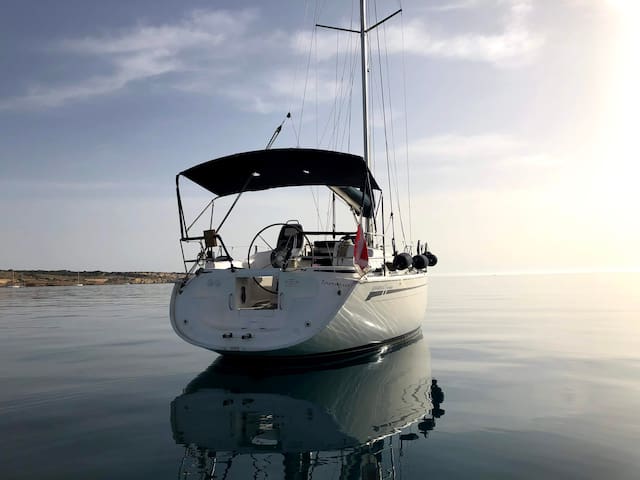 Manoel Island Yacht Marina的民宿
