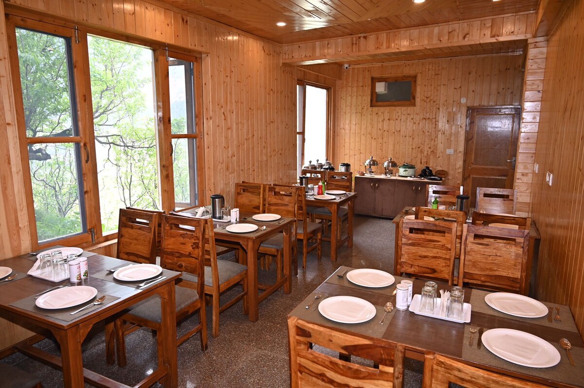 Rooms in Manali