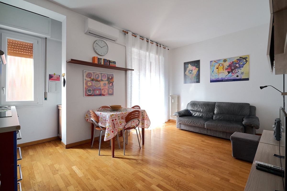 Cozy apartment near Porta Romana