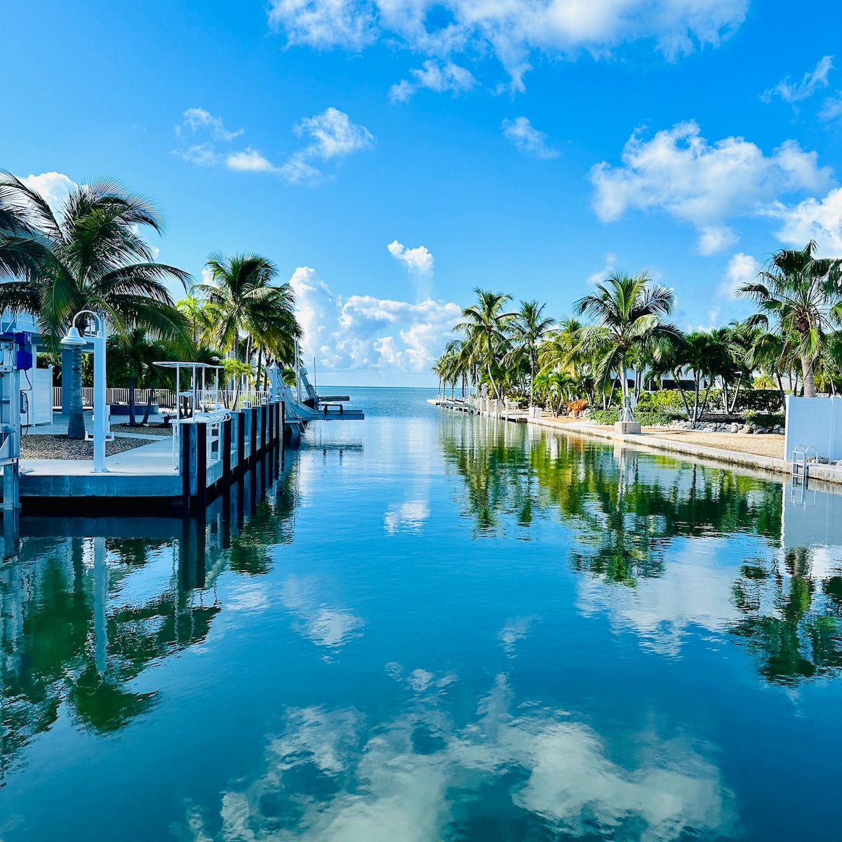 Super Snapper lux w/Heated Pool, Tiki, Dock, Lanai