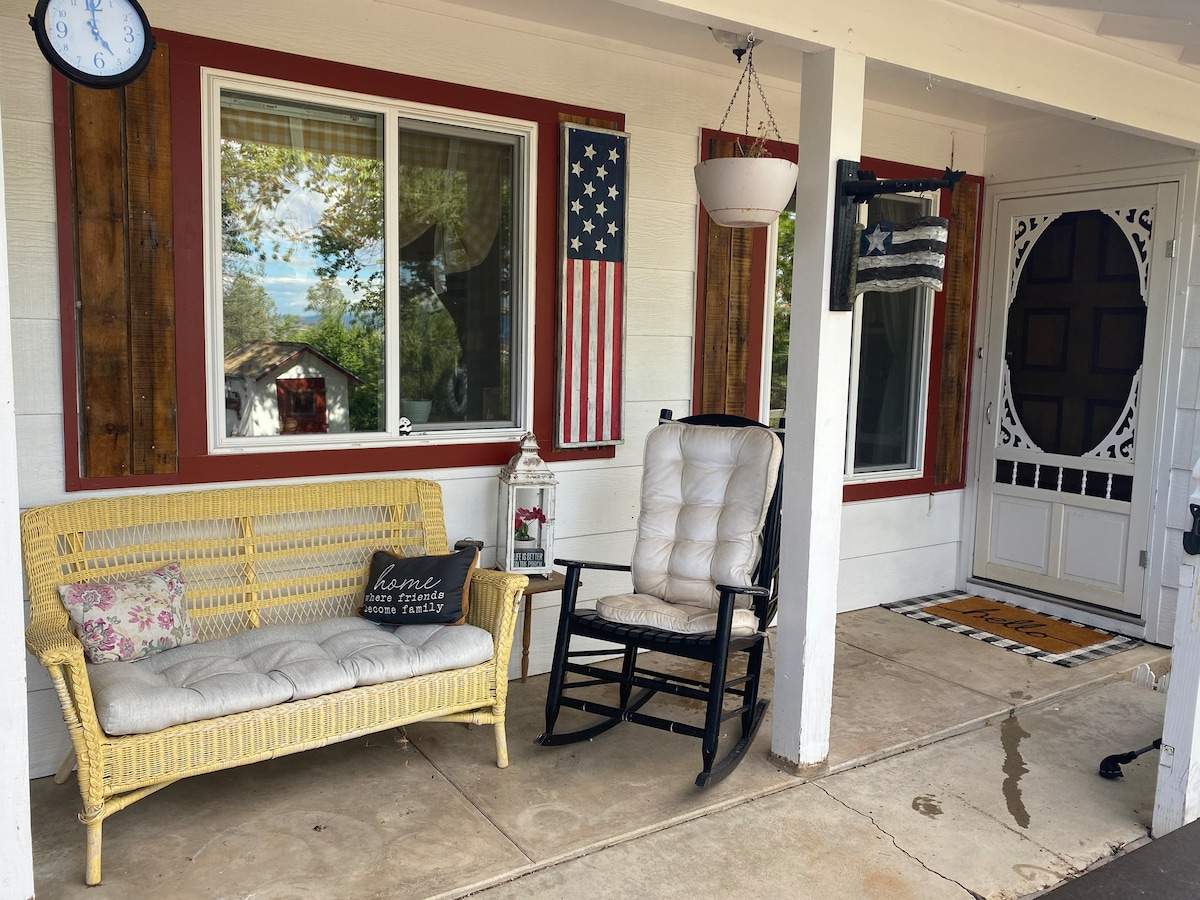 Prescott Garden Cottage