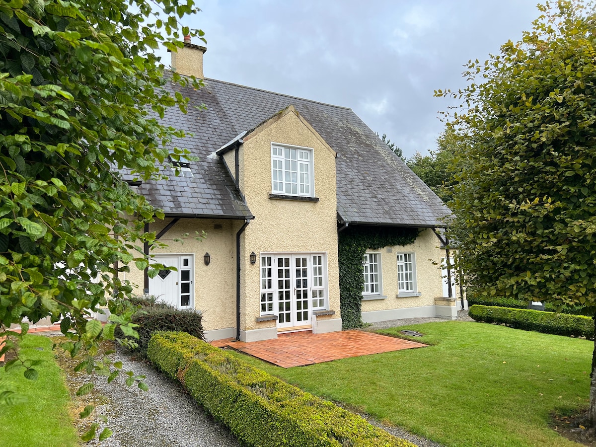 Mount Juliet Est: 3-bed house