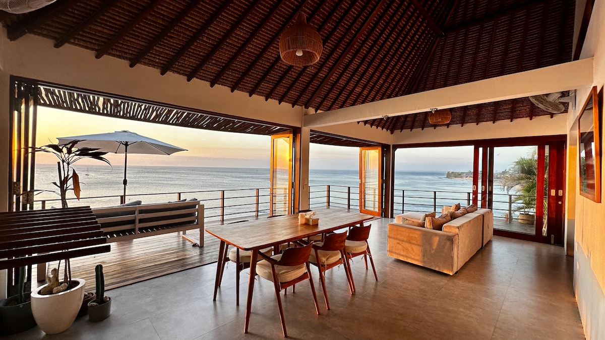 Beachfront Sunset Heaven Villa