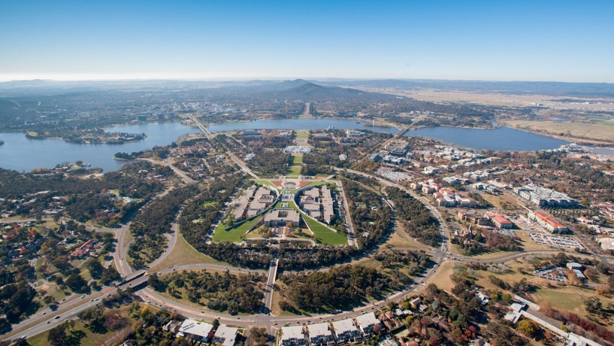 Canberra Central Parklands Hotel Studio