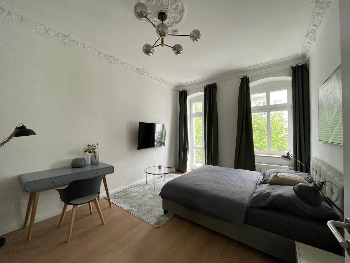 Terrace | Stylish 2 Bedroom Apt in Prenzlauer Berg