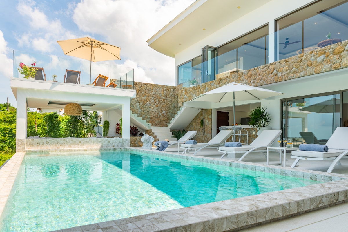 Luxury 5 bedroom oceanview villa with staff