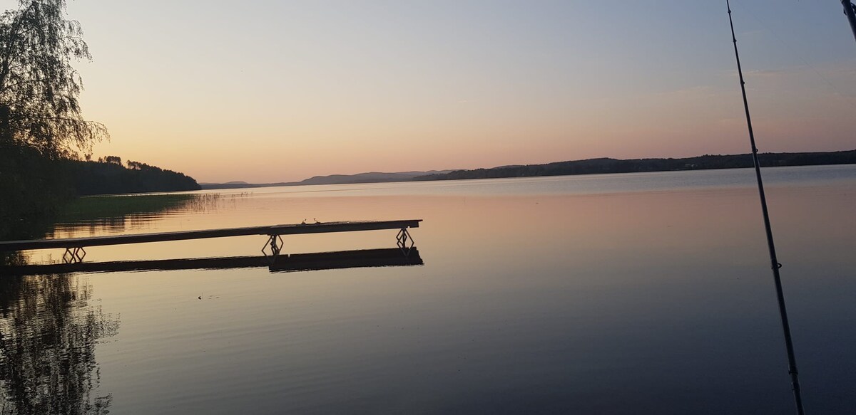 Ferienhaus nur 150 Meter zum See