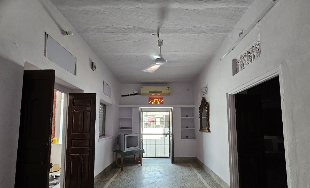 Diwan House - Heritage Haveli Home
