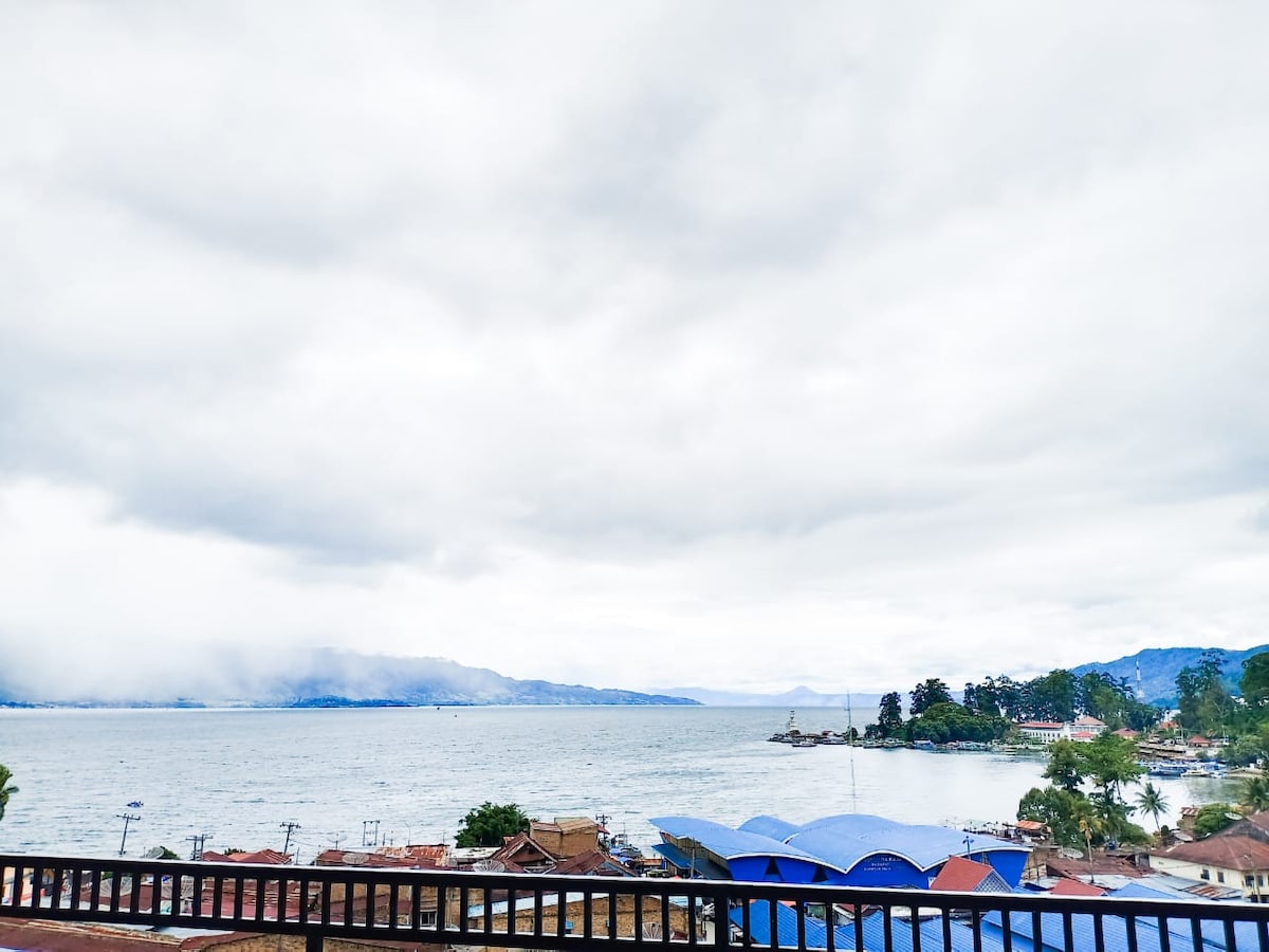 Blessing House, Danau Toba View